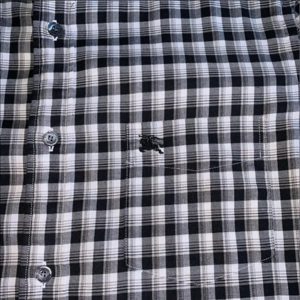 “SOLD” Burberry London Check Button Down Shirt -M - Picture 5 of 8